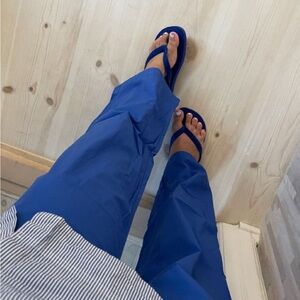 NWT HAVAIANAS BLUE SANDALS ✨🩴